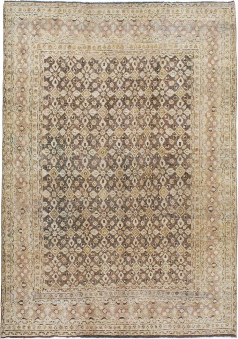 ANTIQUE MAHAL CARPET