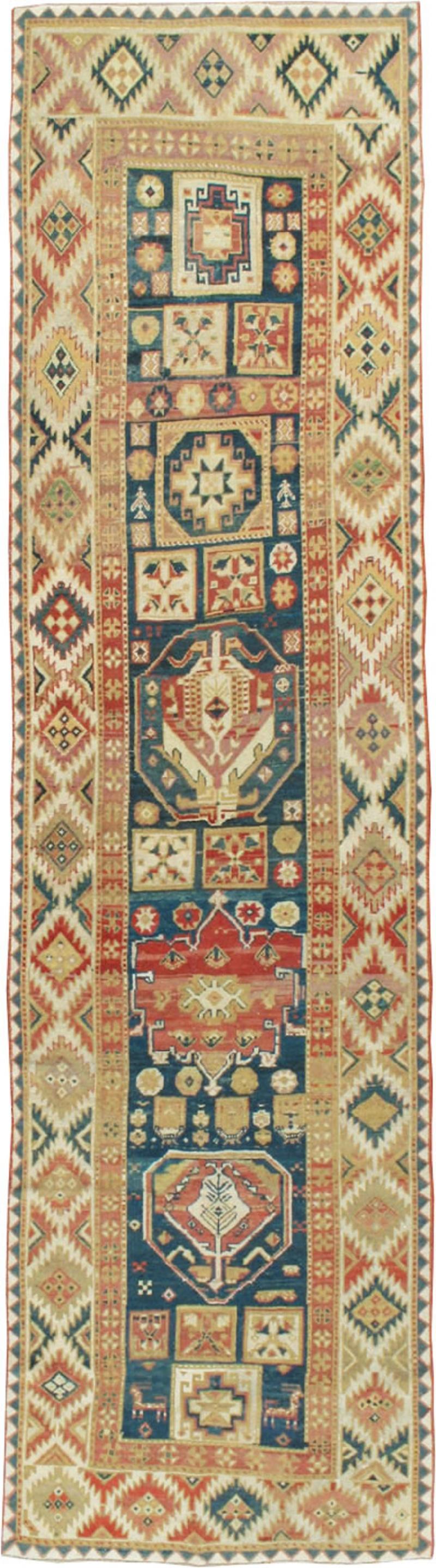 ANTIQUE NORTHWEST PERSIAN RUNNER