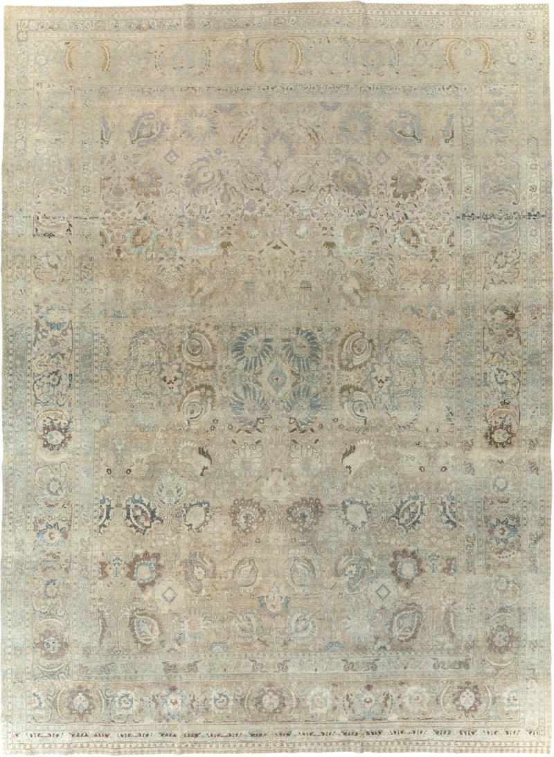 ANTIQUE PERSIAN TABRIZ CARPET