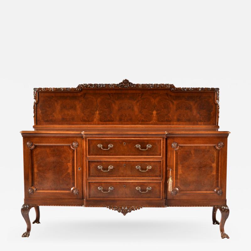 ANTIQUE WALNUT SIDEBOARD CONTINENTAL C A 1920 S