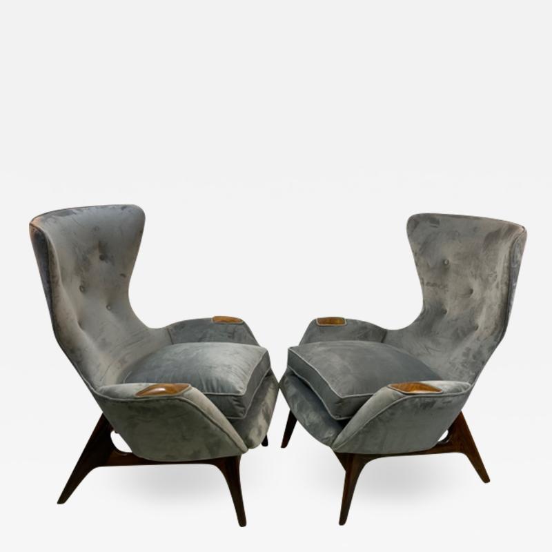 Adrian Pearsall MODERNIST PAIR OF ADRIAN PEARSALL WING CHAIRS