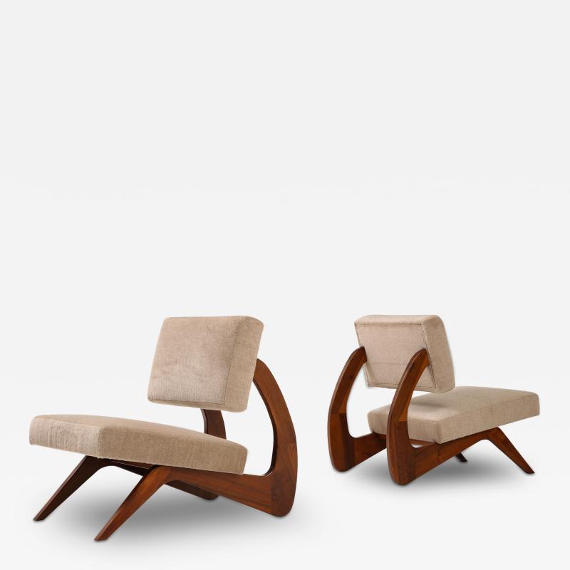 Adrian Pearsall Pair of Walnut Sculptural Lounge Chairs in Taupe Wool Mohair by Pierre Frey