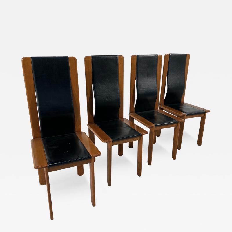 Afra Tobia Scarpa Set pf 4 Afra Tobia Scarpa dining chairs walnut black leather Italy 1974 