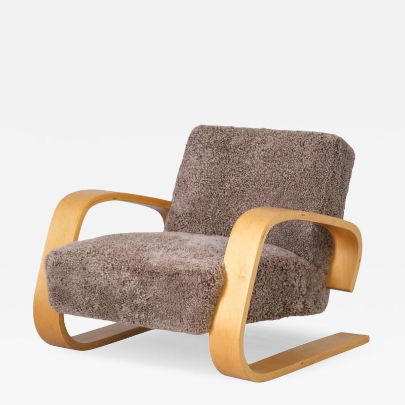 Alvar Aalto Alvar Aalto Tank Arm Chair Model 400 in Sheepskin Artek 1950s