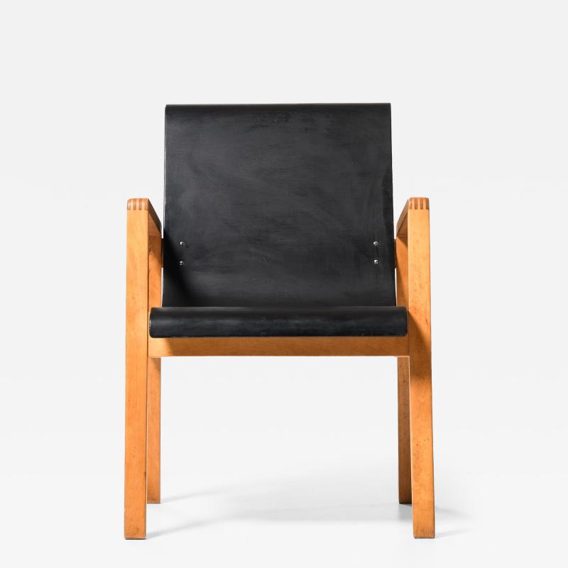 Alvar Aalto Scandinavian Modern Armchair in Birch and Lacquer by Alvar Aalto 1930s