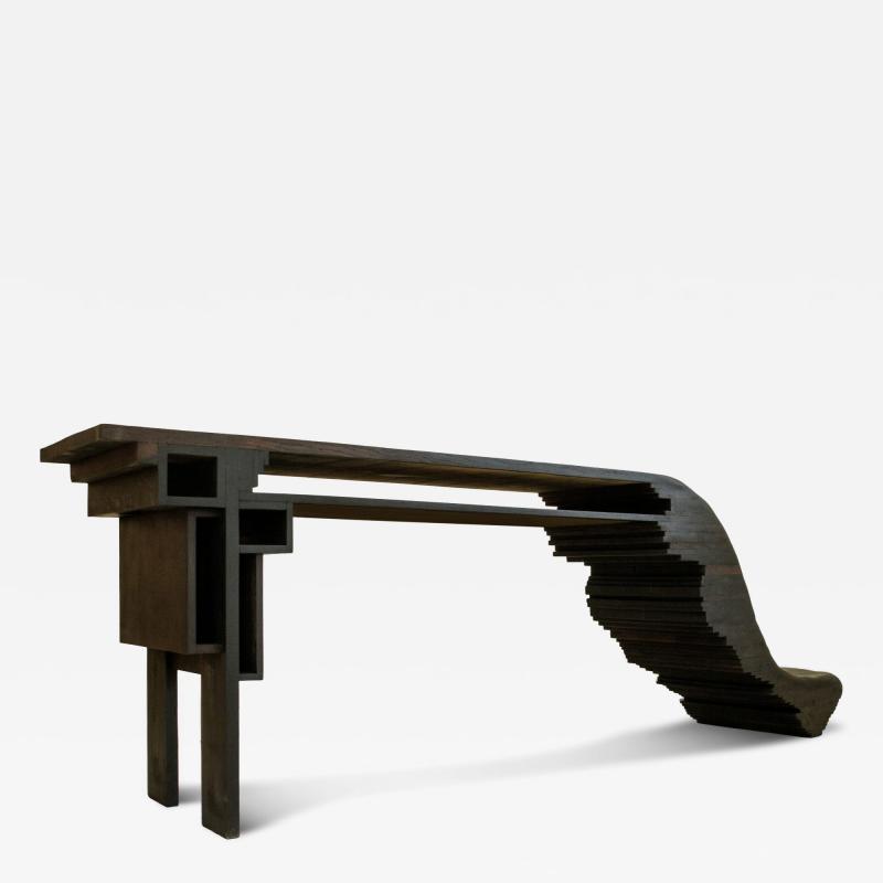 Andrea Zambelli Andrea Zambelli Reading Desk 2024