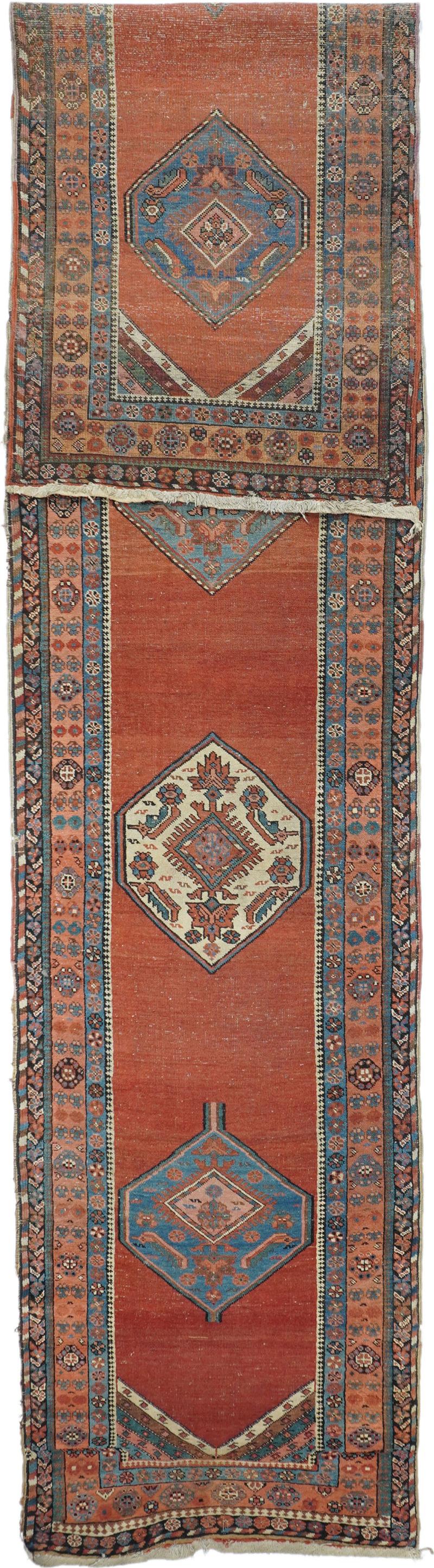 Antique Bakhshayesh Runner 3 4 x 17 3 