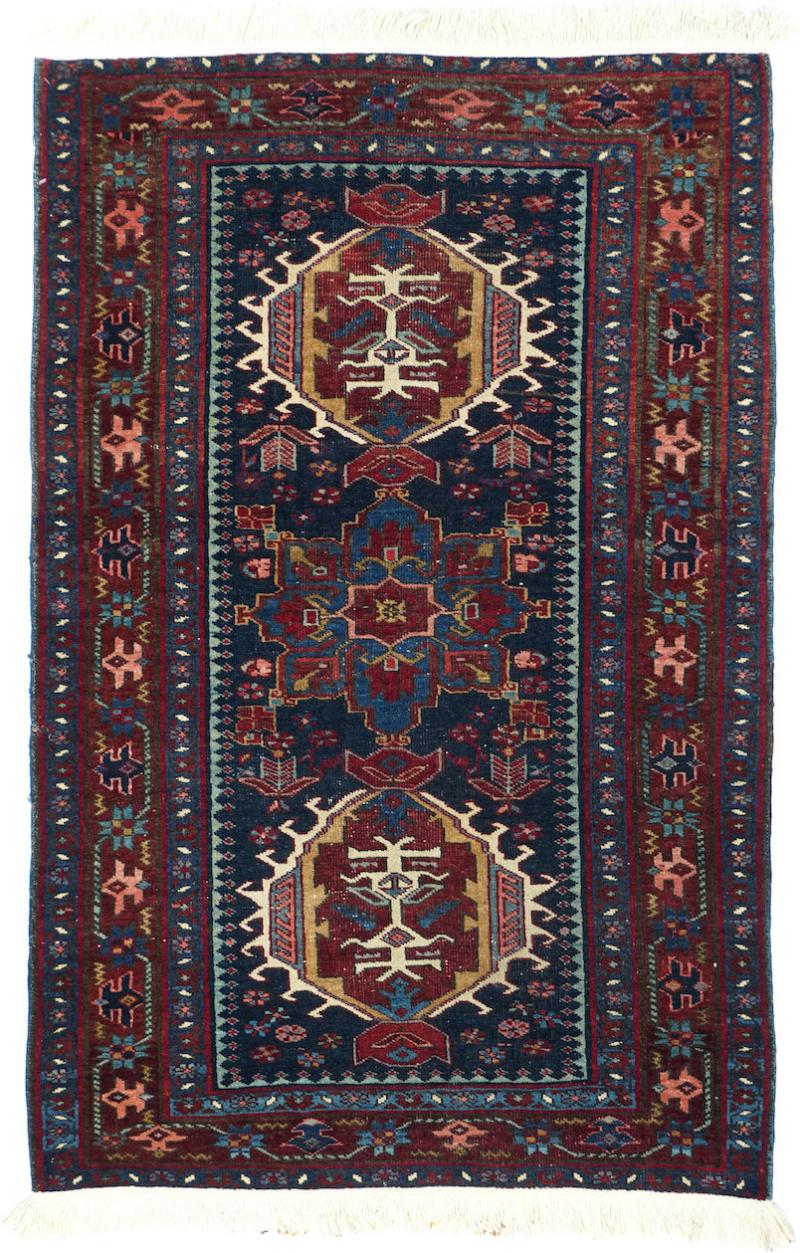 Antique Heriz Rug 30 x 50 