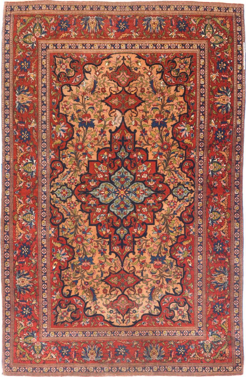 Antique Isfahan Rug 4 5 x 7 10 