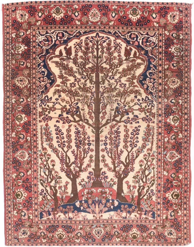 Antique Isfahan Rug 4 9 x 6 4 
