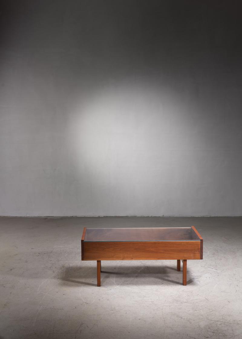 Arden Riddle - Arden Riddle Coffee Table with Glass Top