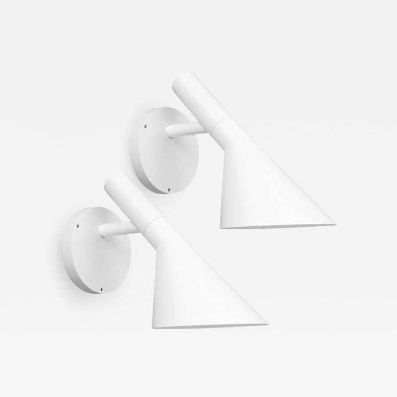 Arne Jacobsen Arne Jacobsen AJ 50 Outdoor Wall Light for Louis Poulsen in White