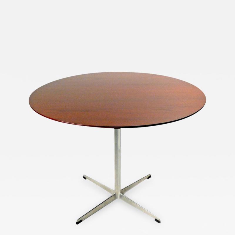 Arne Jacobsen Game Table by Arne Jacobsen for Fritz Hansen