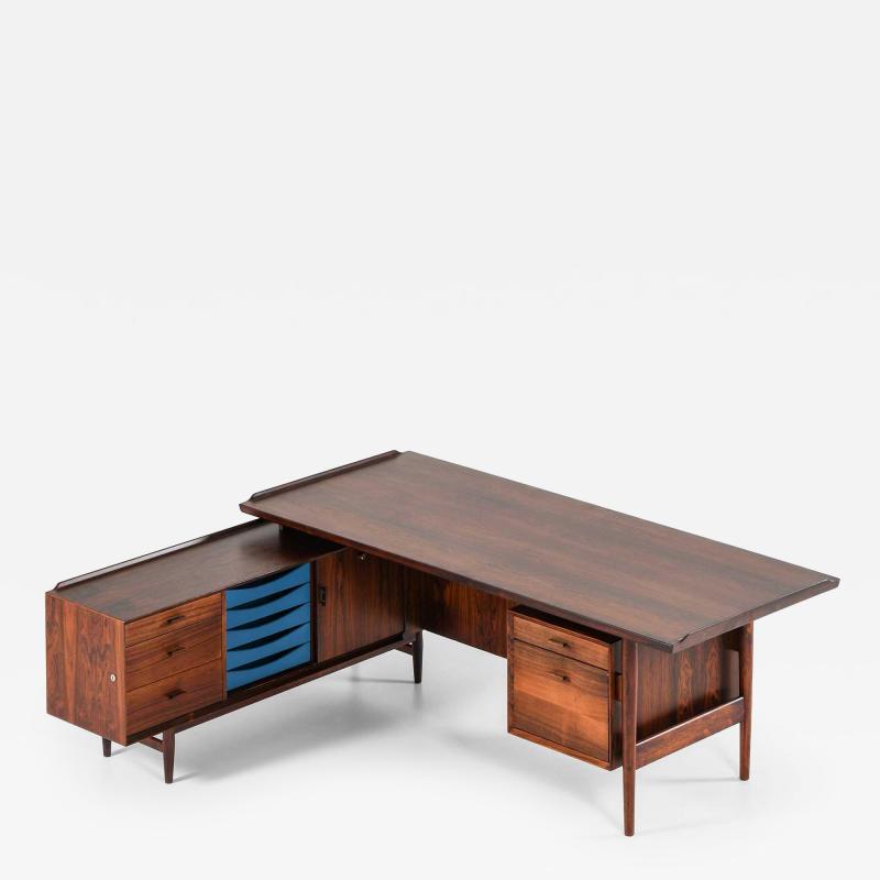 Arne Vodder Arne Vodder Desk in Rosewood by Sibast M belfabrik 1960s