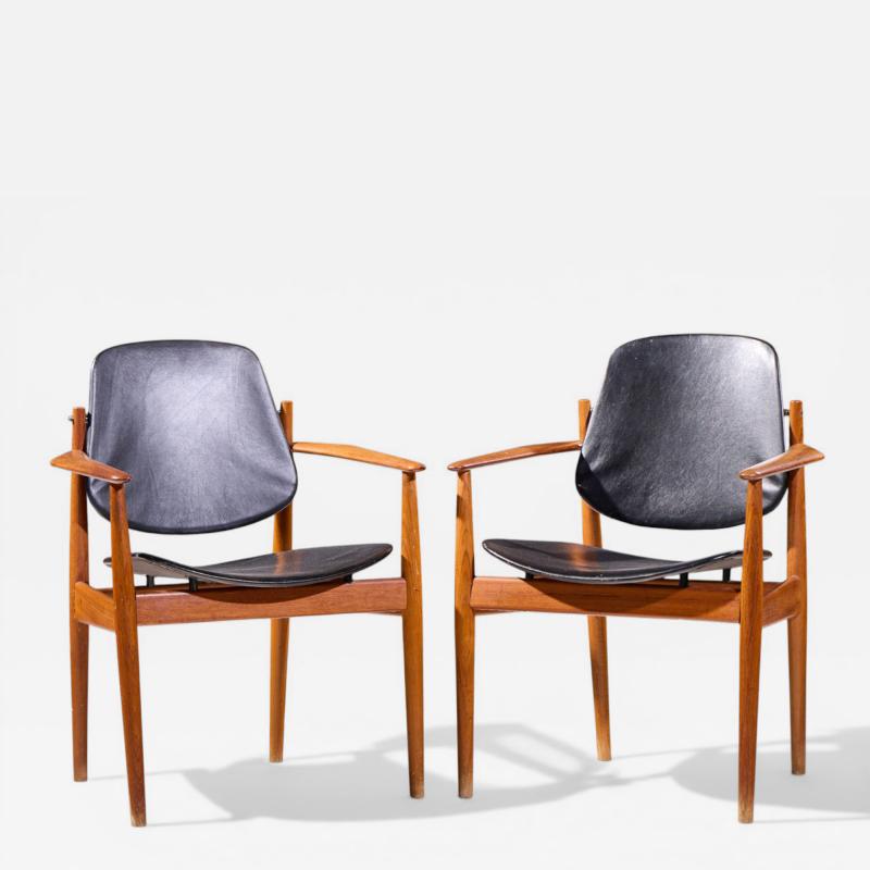 Arne Vodder Arne Vodder for France Son FD 184 Mid Century Danish Teak Dining Chairs Pair