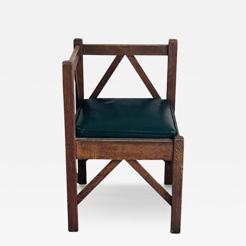 Arts Crafts Patinated Oak Corner Chair