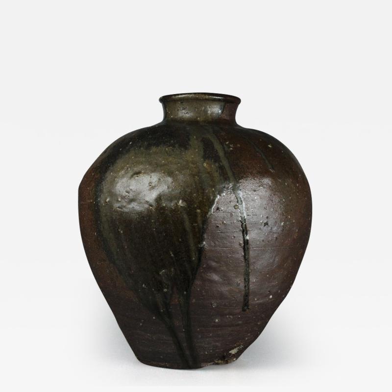 Ash Glazed Shigarki Vessel