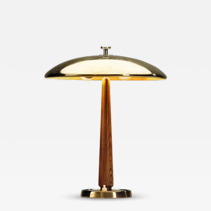 Bertil Brisborg Model 30331 Table Lamp by Bertil Brisborg for Nordiska Kompaniet Sweden 1942