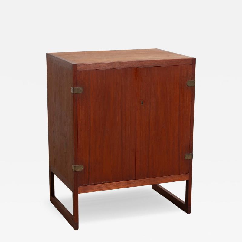 Borge Mogensen cabinet