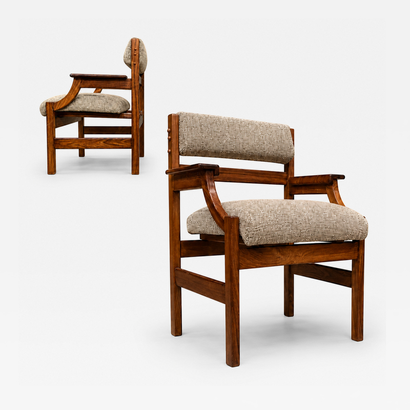 Brazilian Modern Pair of Armchairs in Cavi na Wood Performance Boucle Brazil