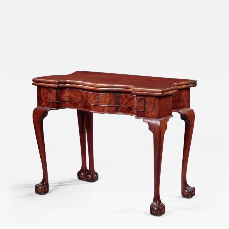 CHIPPENDALE SERPENTINE FIVE LEGGED NEW YORK CARD TABLE