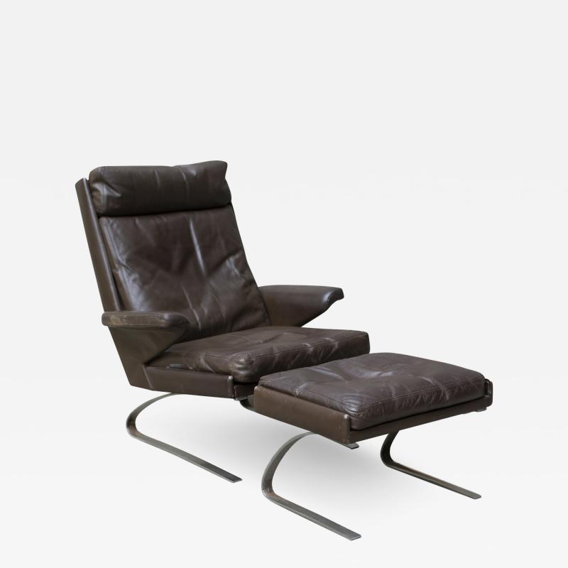 COR Swing Lounge Chair with Matching Ottoman in Leather and Steel Frame