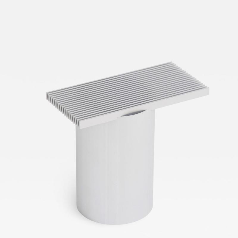 Calen Knauf Vent Table