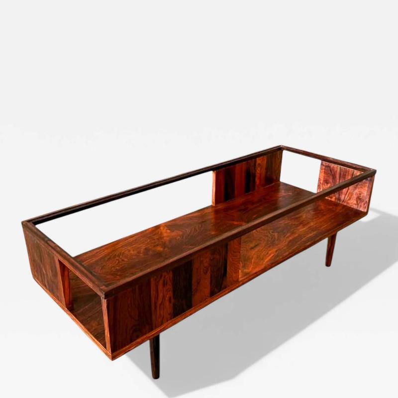 Carlo Hauner Coffee Table in Rosewood without Glass Carlo Hauner 1950s Lot 863