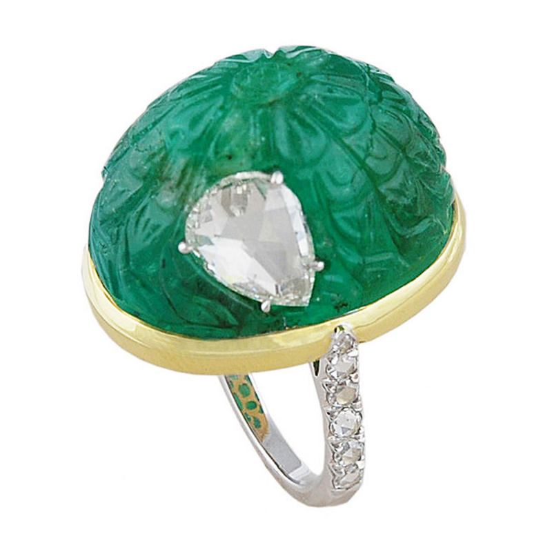 Carved Moghul Emerald Diamond Ring