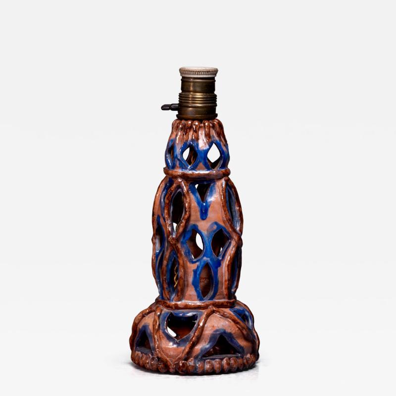 Ceramic table lamp