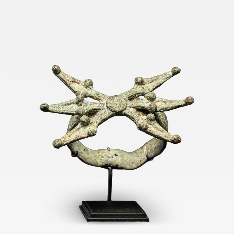 Ceremonial Bracelet debira with six serpent heads torfan Gan People