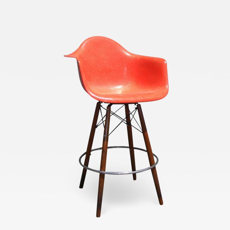 Charles Eames 1 Mid Century Eames Herman Miller Fiberglass Arm Shell Chair Walnut Stool