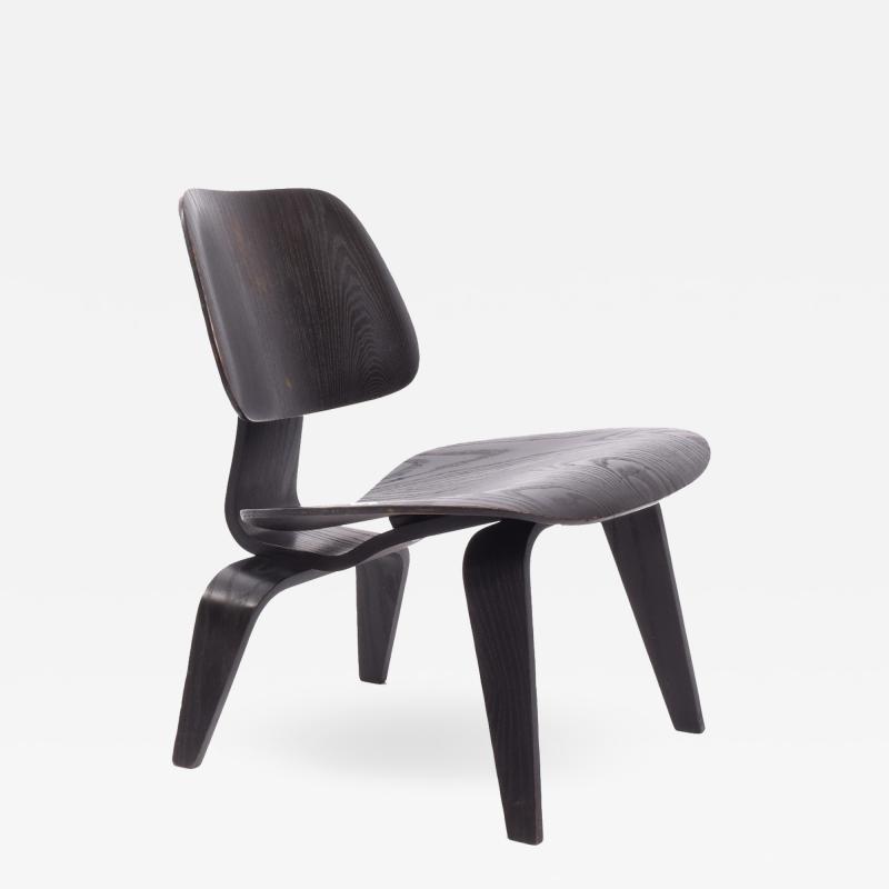Charles Eames LCW early Charles Eames easy chair original analine black