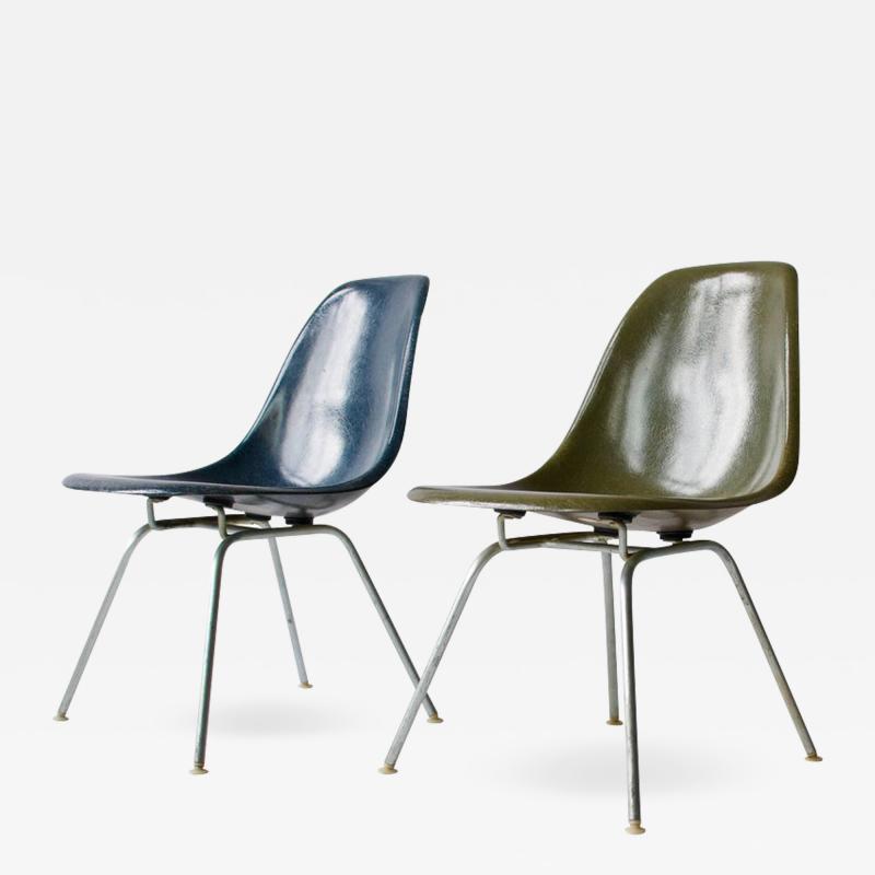 Charles Eames Pair of Charles Eames Shell Chairs with Lounge Base