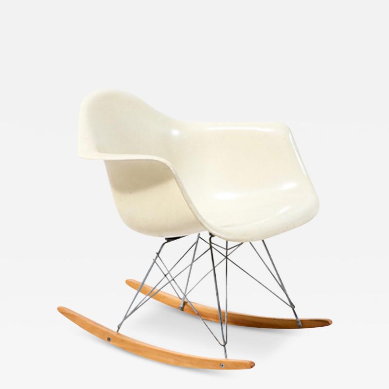 Charles Ray Eames Original Vintage Charles Ray Eames RAR Rocking Chair for Herman Miller