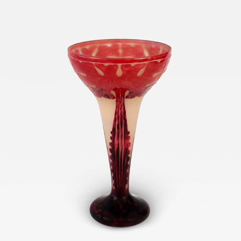 Charles Schneider Art Deco Amarantes Glass Vase by Le Verre Francais