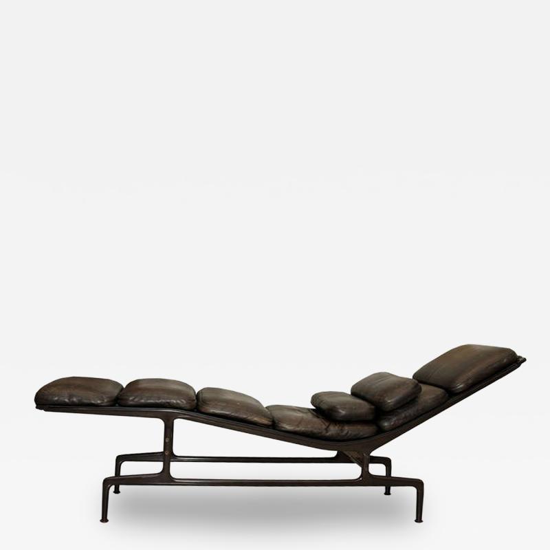 Charles and Ray Eames Charles and Ray Eames Billy Wilder Chaise