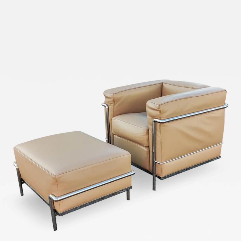 Charlotte Perriand Le Corbusier Cassina Light Gray Petit Confort LC2 Club Lounge Chair Ottoman