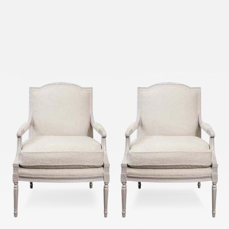Chic Pair of Painted Louis VI Style Fauteuil