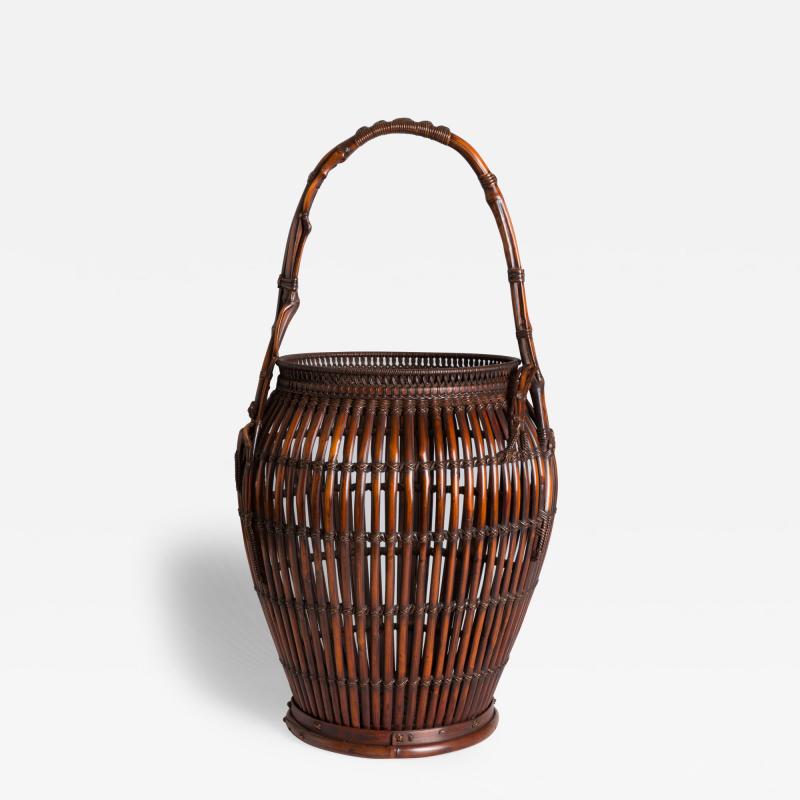 Chikubosai Maeda II Flower Basket with Natural Bamboo Handle in the Form of a Cluster Fig T 2304 