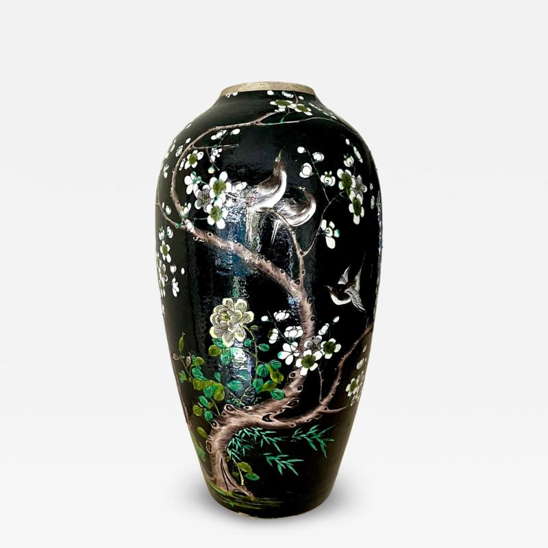 Chinese Early Twentieth Century Vase