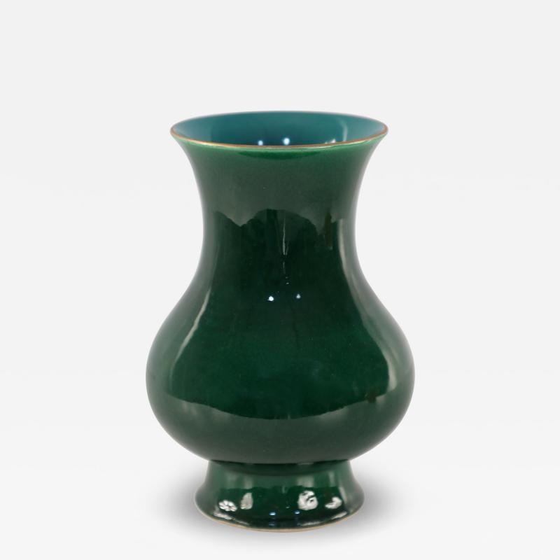 Chinese Langyao Emerald Green Glazed Footed Porcelain Vase