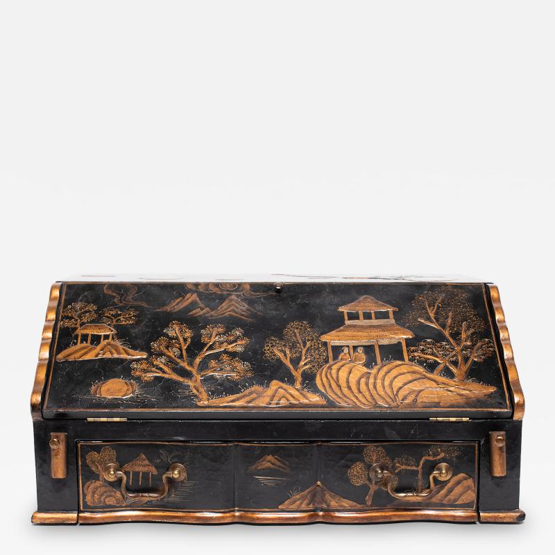 Chinoiserie Gilt Lacquer Table Secretaire