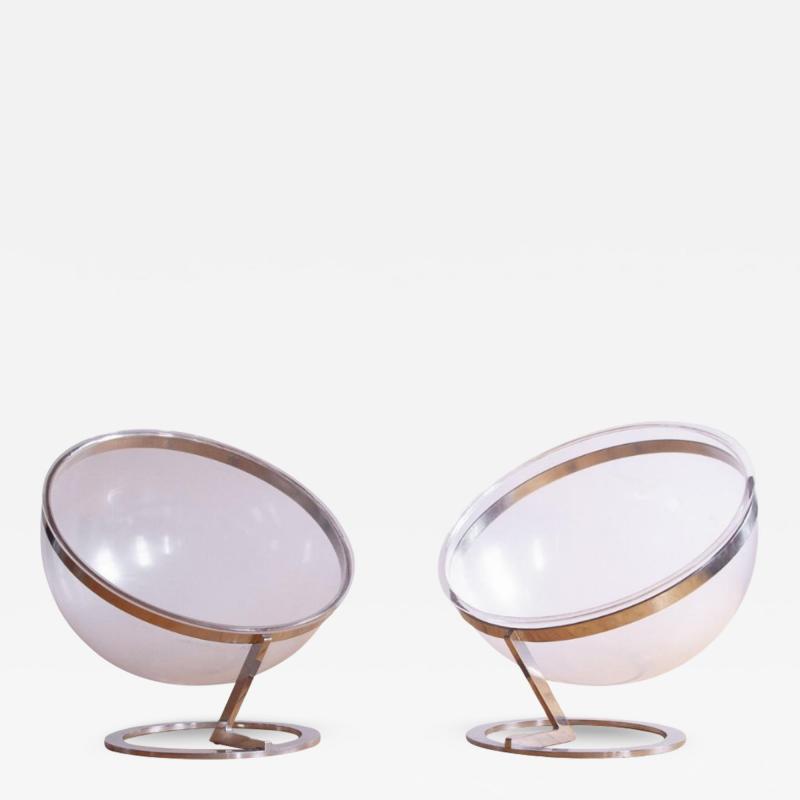 Christian Daninos Pair of Bubble Chairs in the style of Christian Daninos 