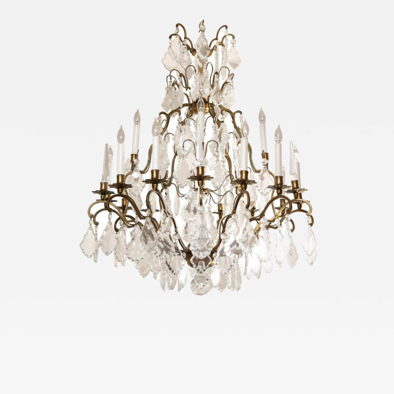 Classic French Versailles Style Austrian Crystal Chandelier in Antique Brass