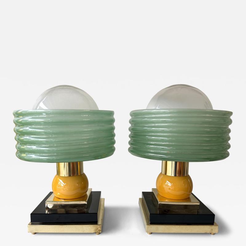 Contemporary Pair of Brass and Green Murano Glass Wave Shades Lamps Italy