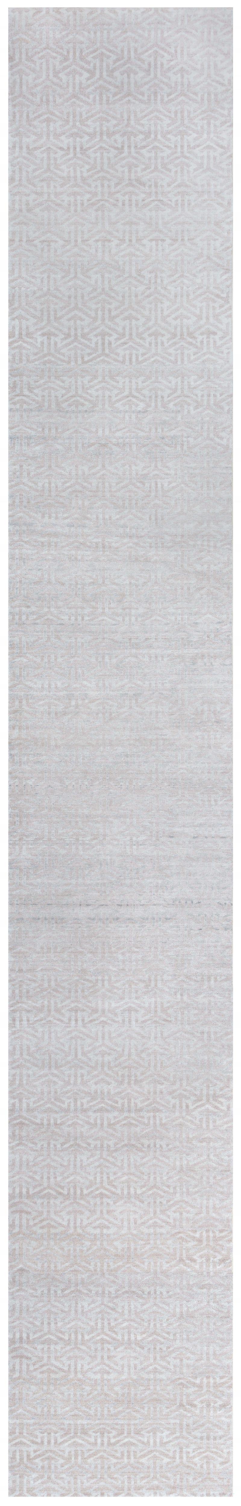 Contemporary Terra Runner