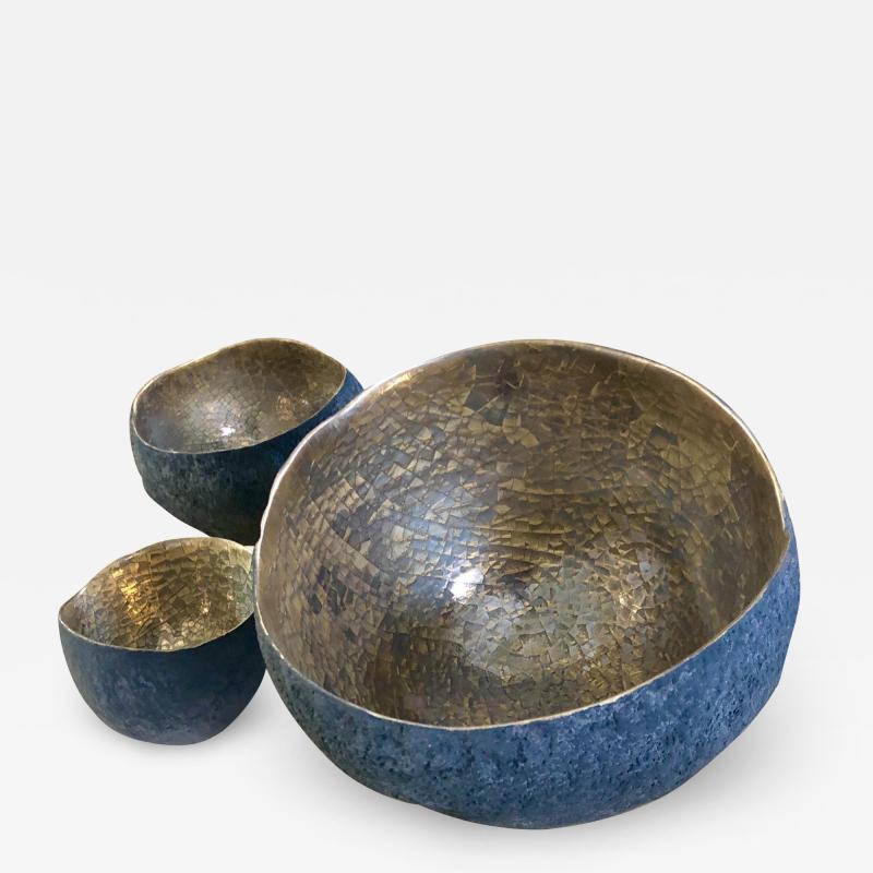 Cristina Salusti Set of 3 ceramics with platinum and gold by Cristina Salusti