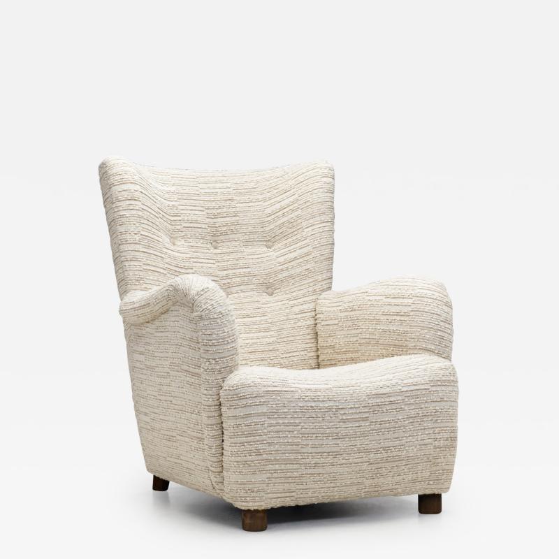 Danish Cabinetmaker Lounge Chair in Boucl Denmark 1960s