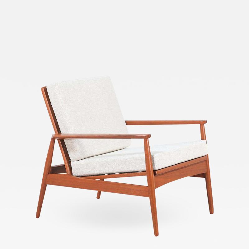 Danish Modern Sculpted Teak Lounge Chair